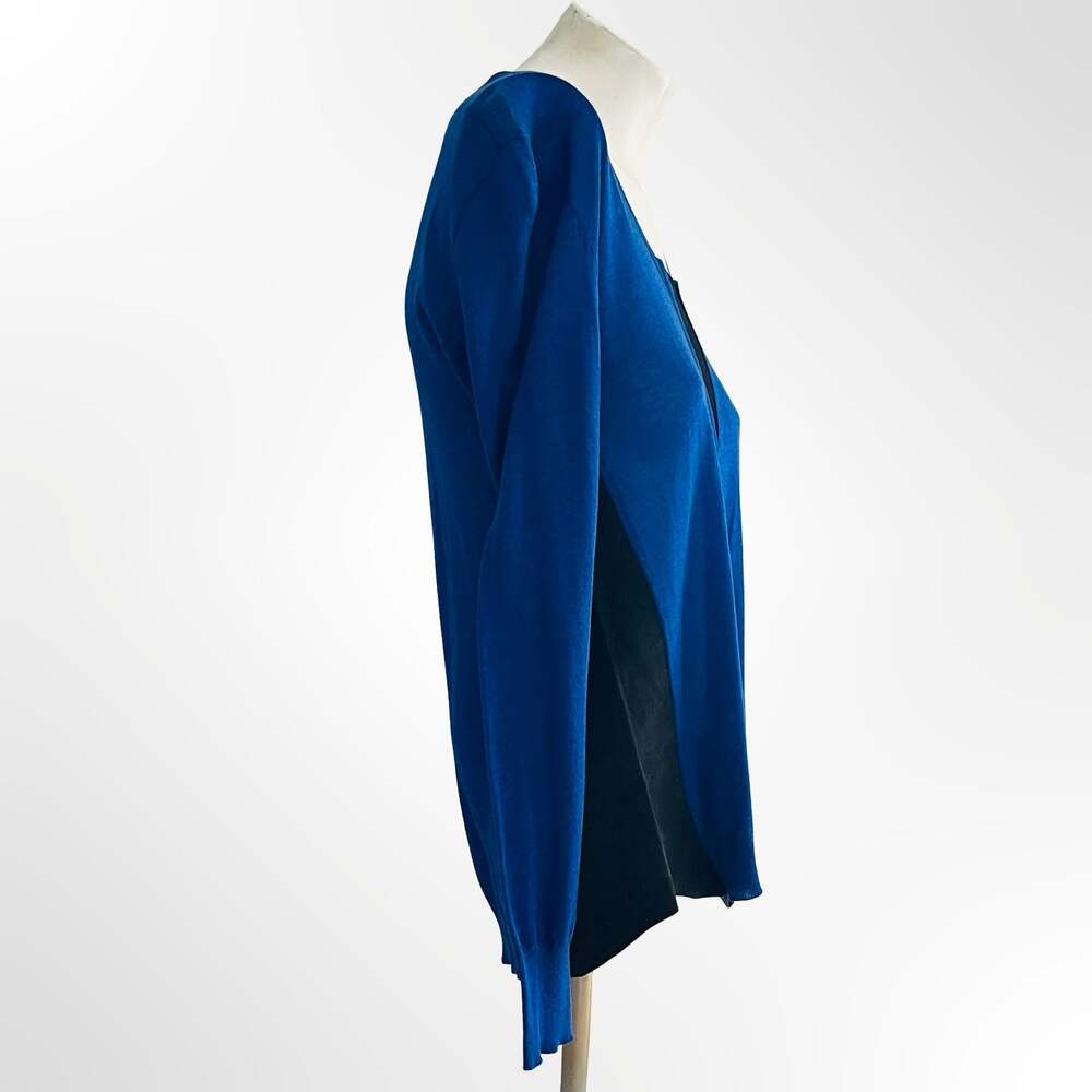 WHETHERLY Blue And Black Colorblock Long Sleeve V-Neck Sweater - Picture 3 of 8